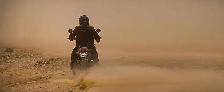 Grand Traverse: Motorcycling in Himalaya image de la galerie
